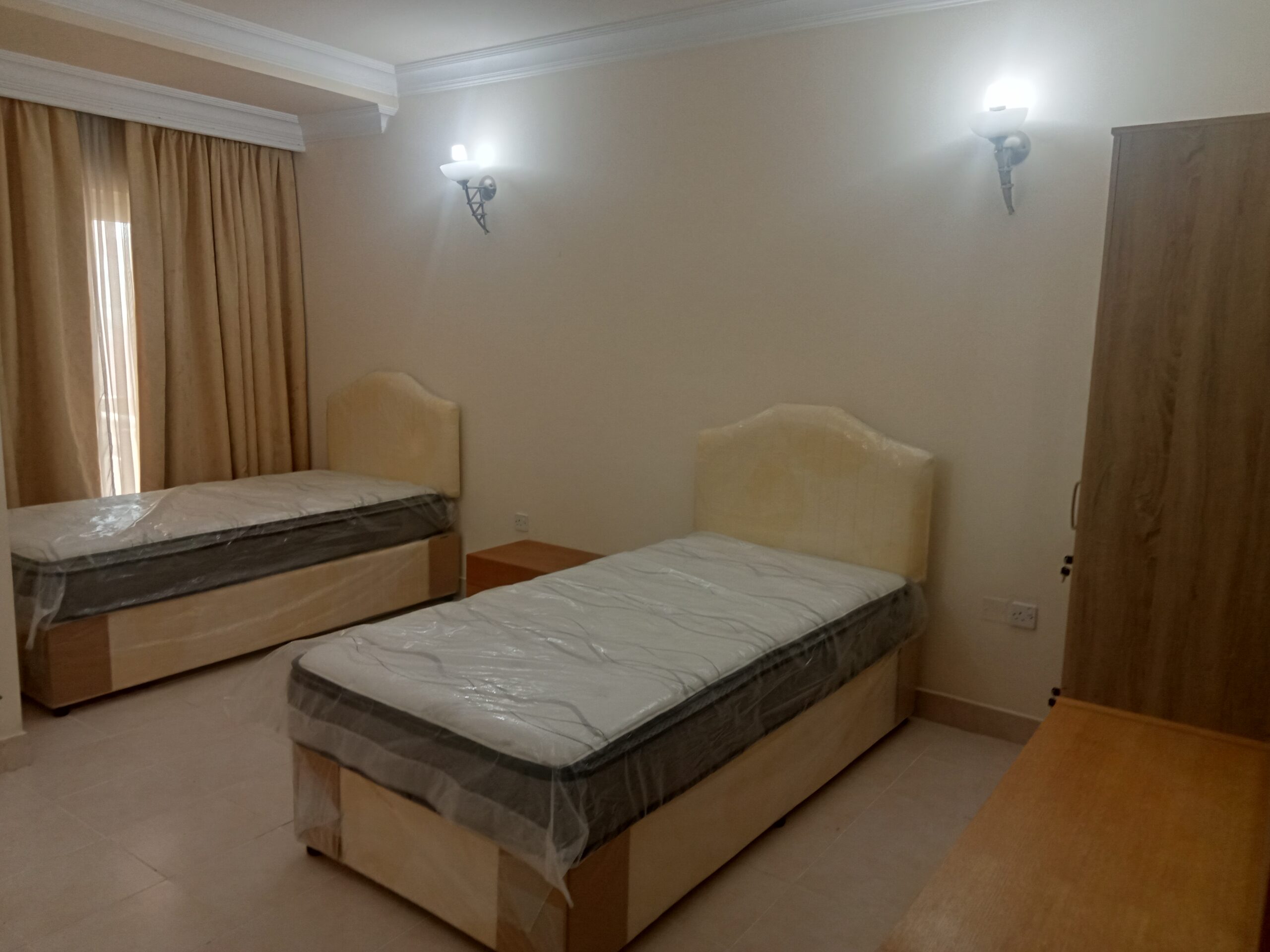 oplus_0